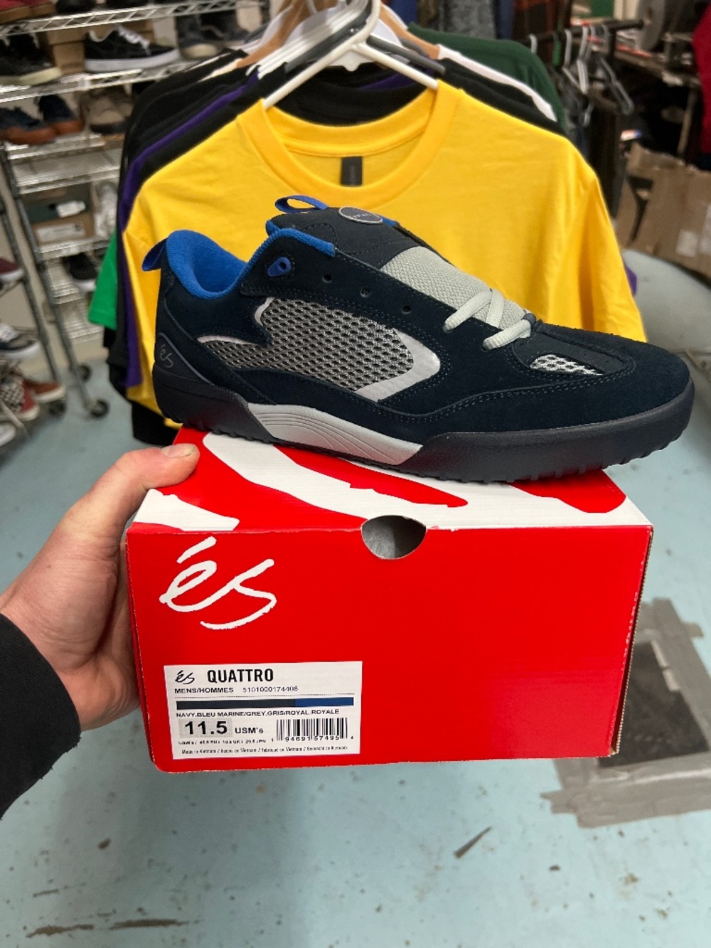Es’ Quattro size 11.5